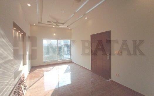 10marla House Dha2 sector J Islamabad is brand new House.