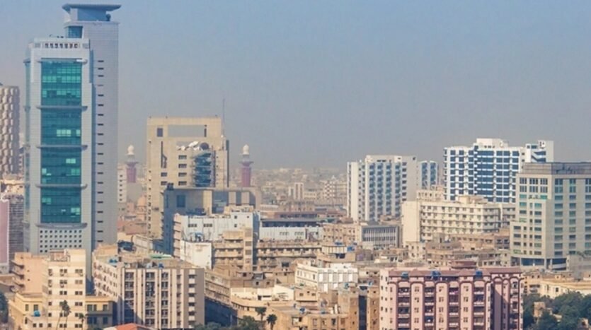400 sq-yd Commercial plot for sale Quetta town Karachi.
