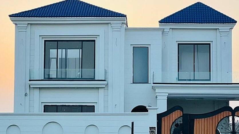 1 kanal Brand New house for sale Dha Multan.