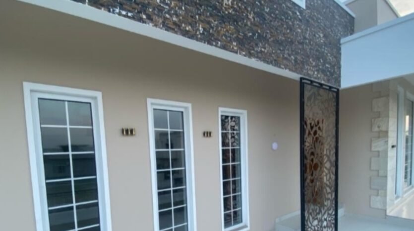 One kanal House for sale in Dha phase 2 Islamabad.