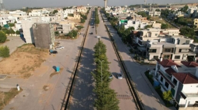 4 Marla Commercial plot Corner for sale in Sector D Dha phase 2