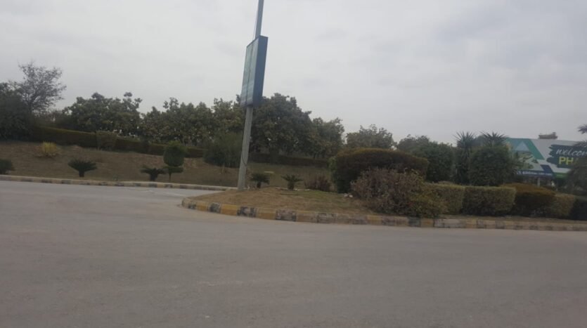 20marla Level Plot solid ground Sector B DHA 5. Riseup