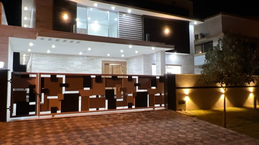 1 Kanal Brand New Designer House Dha 2. Rise Up Estate