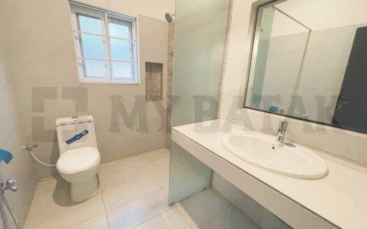 1 Kanal Slightly Used House in Dha 2